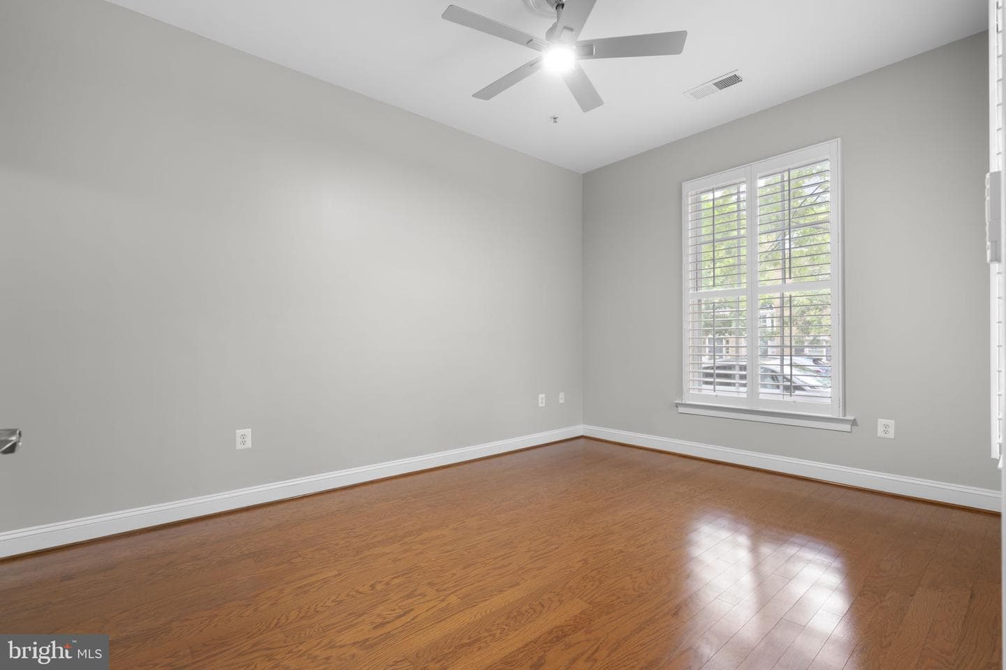 1023 N Royal Street #115 photo 17