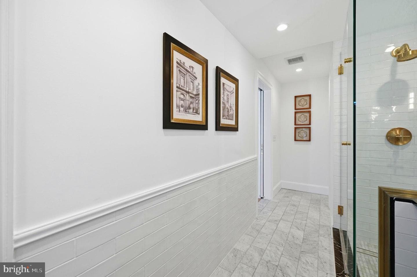 109 S Lee Street photo 33