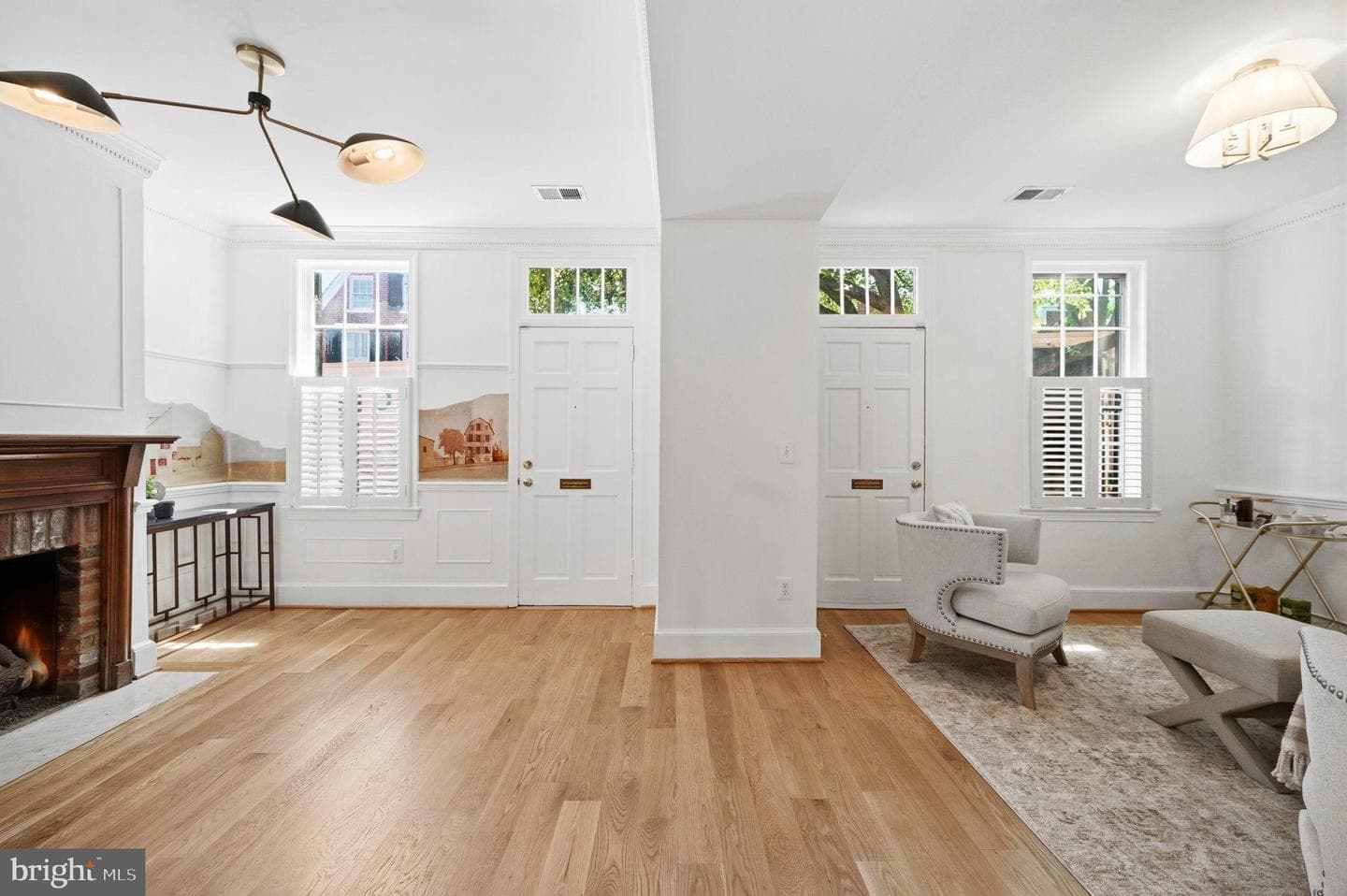109 S Lee Street photo 5