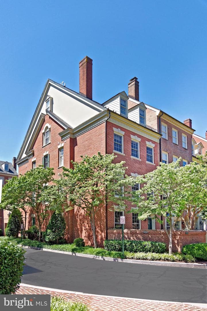 40 Wolfe Street photo 32