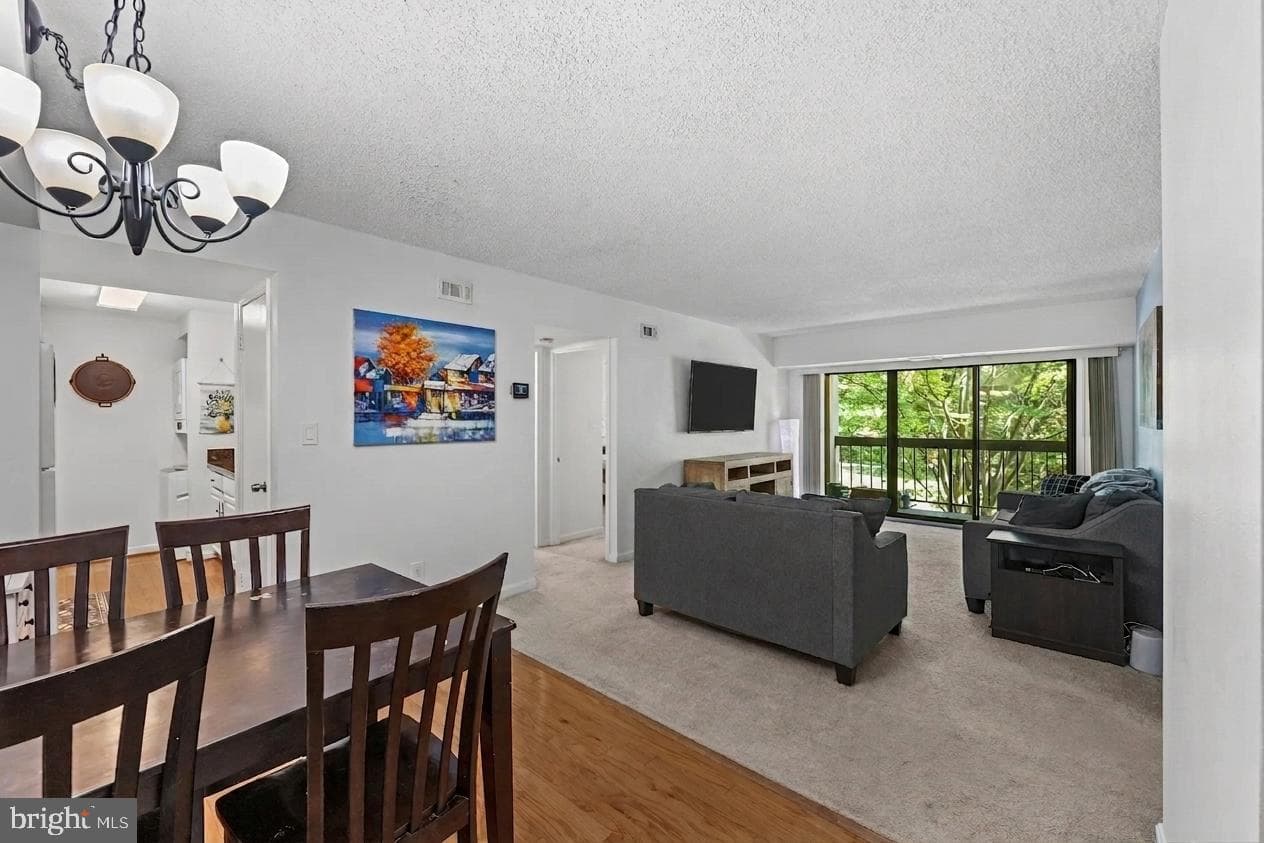 805 N Howard Street N #246, Alexandria