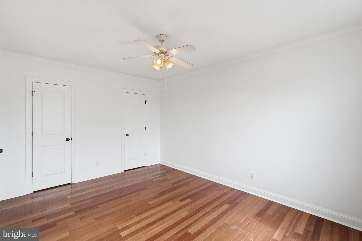 906 S Washington Street S #307 photo 15