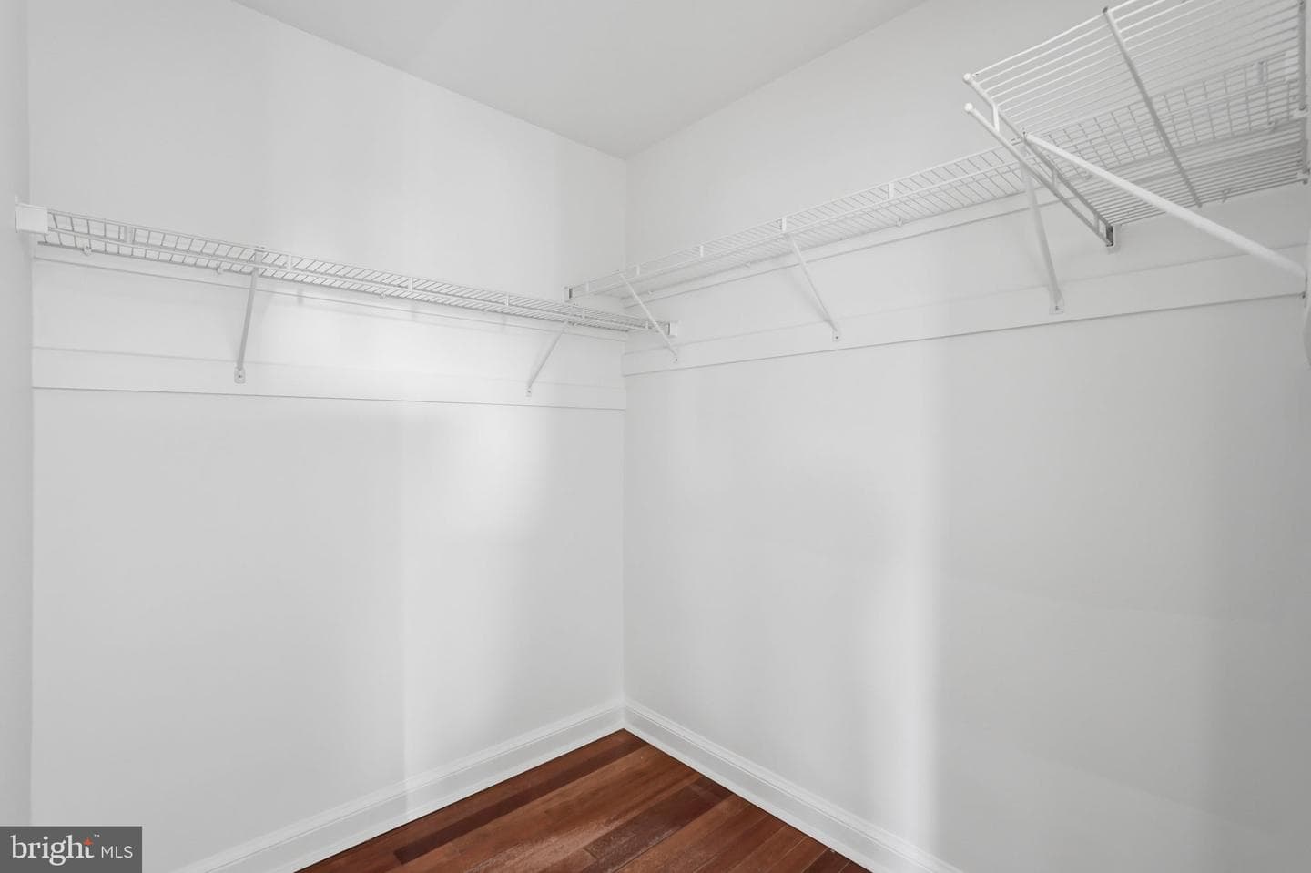 906 S Washington Street S #307 photo 16