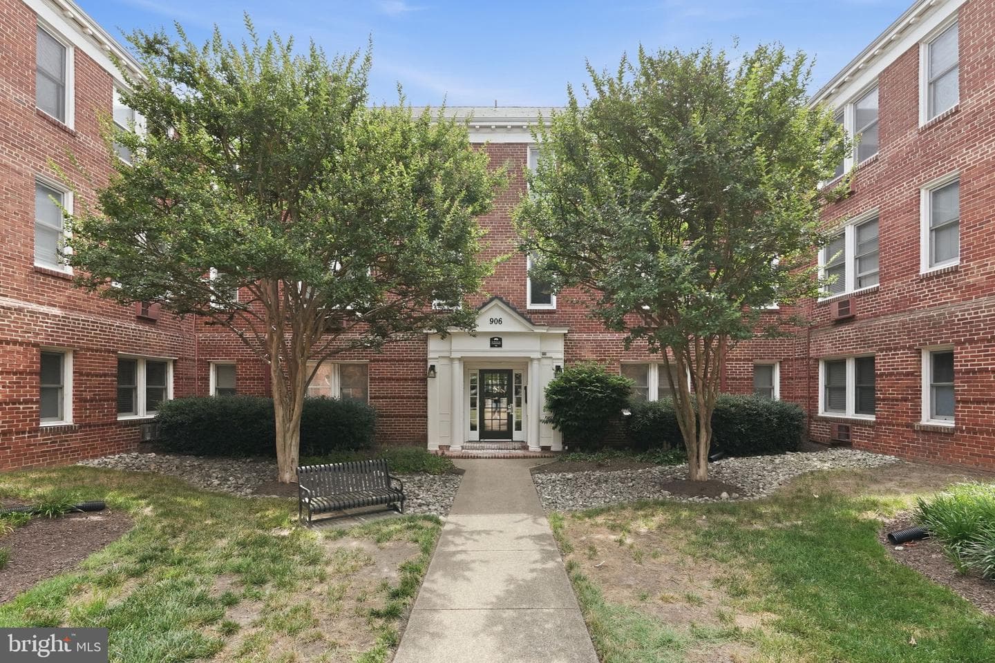 906 S Washington Street S #307 photo 24