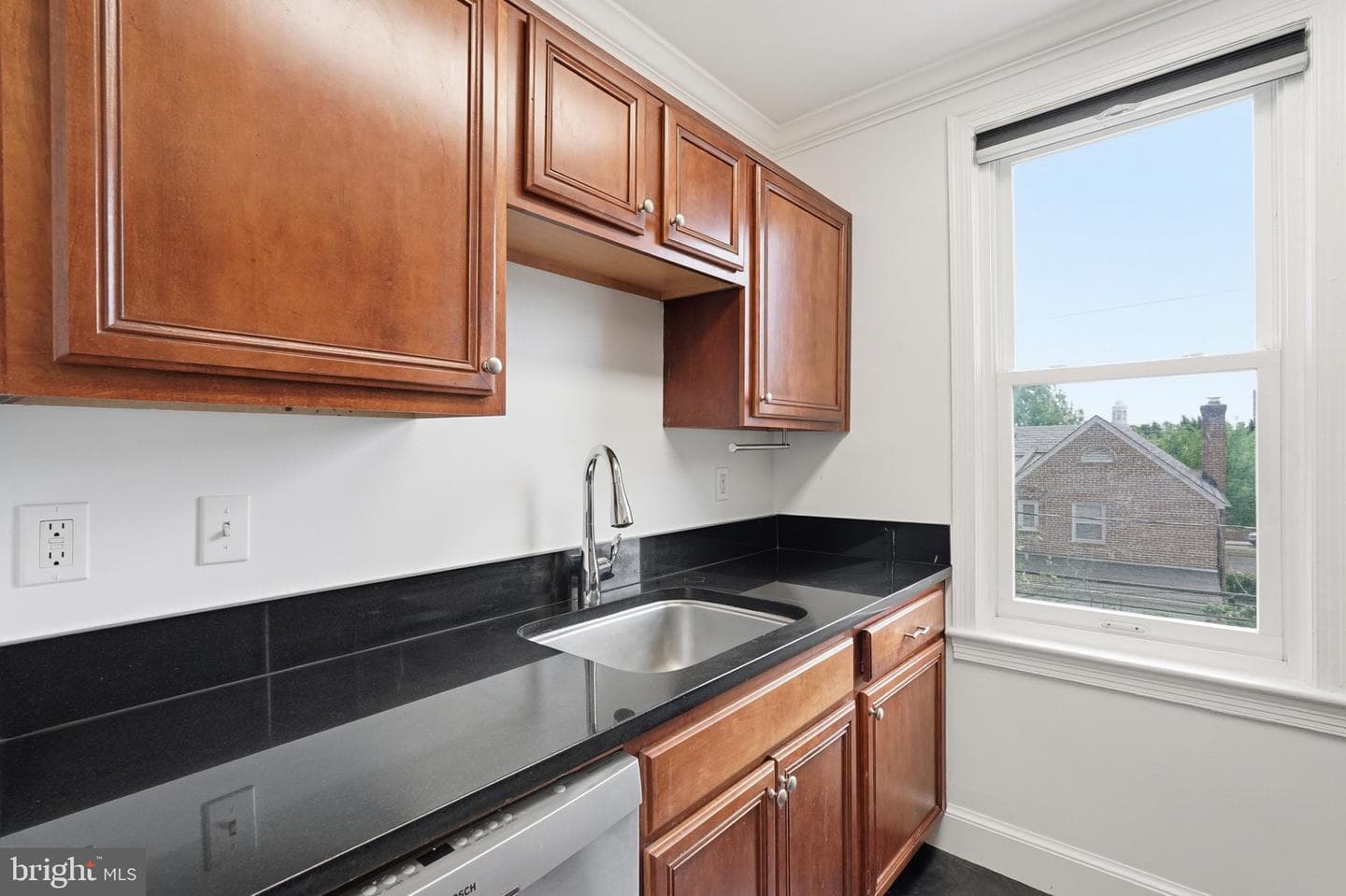 906 S Washington Street S #307 photo 7