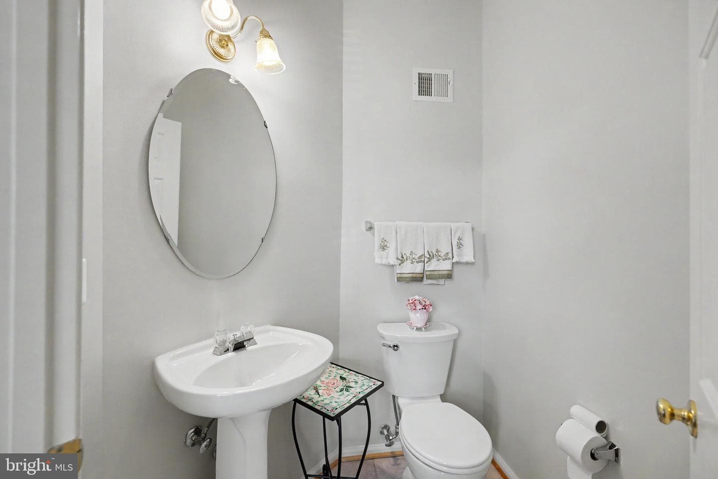 5094 Grimm Drive photo 8