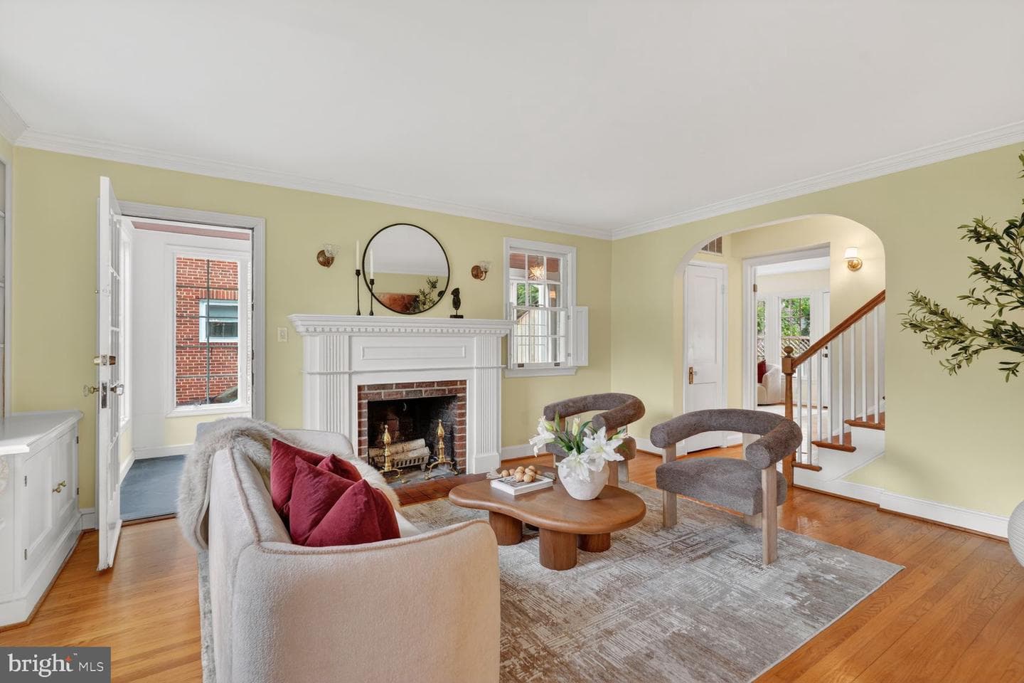 105 Adams Avenue photo 4