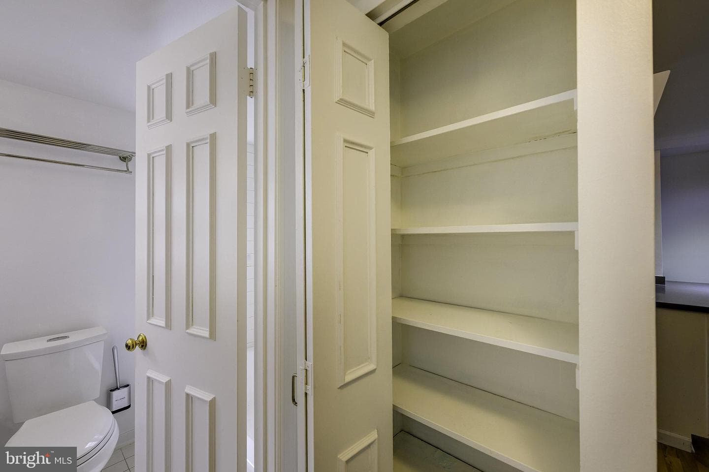 1403 E Abingdon Dr # 2 photo 22