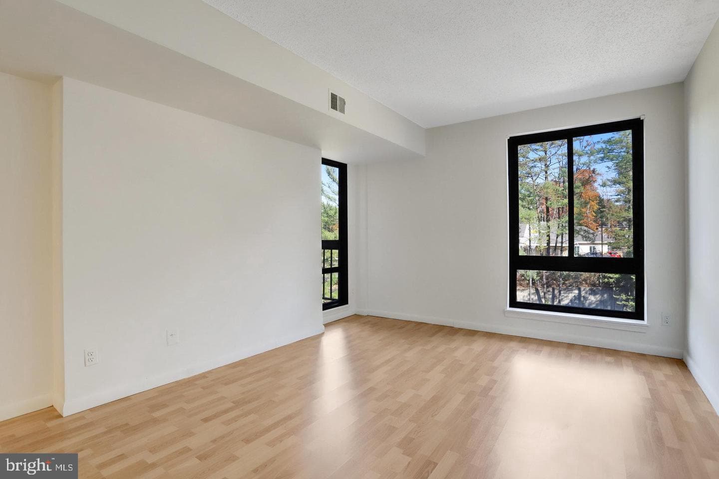 801 N Howard Street #568 photo 11