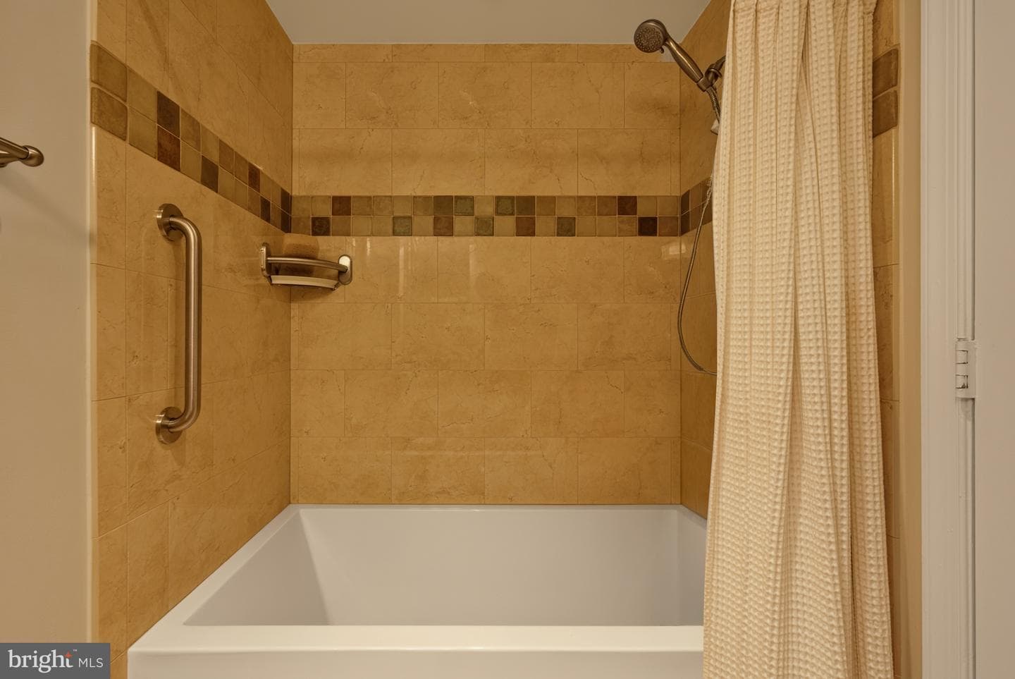 801 S Pitt Street #418 photo 27