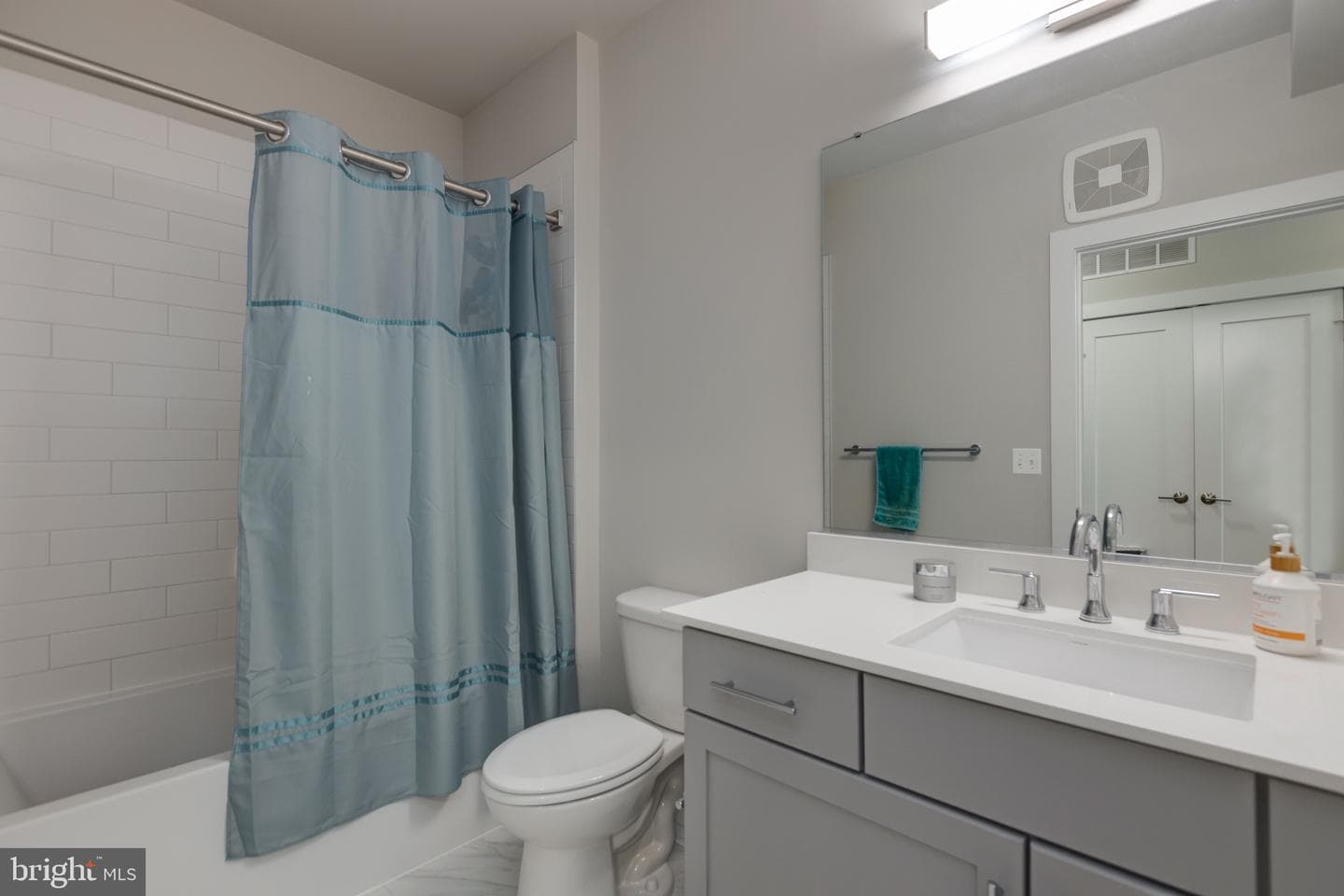 1800 Mount Vernon Avenue #215 photo 11