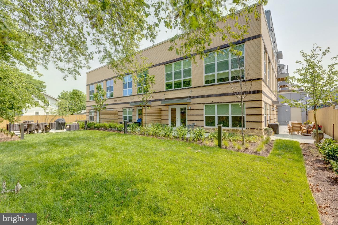 1800 Mount Vernon Avenue #215 photo 12