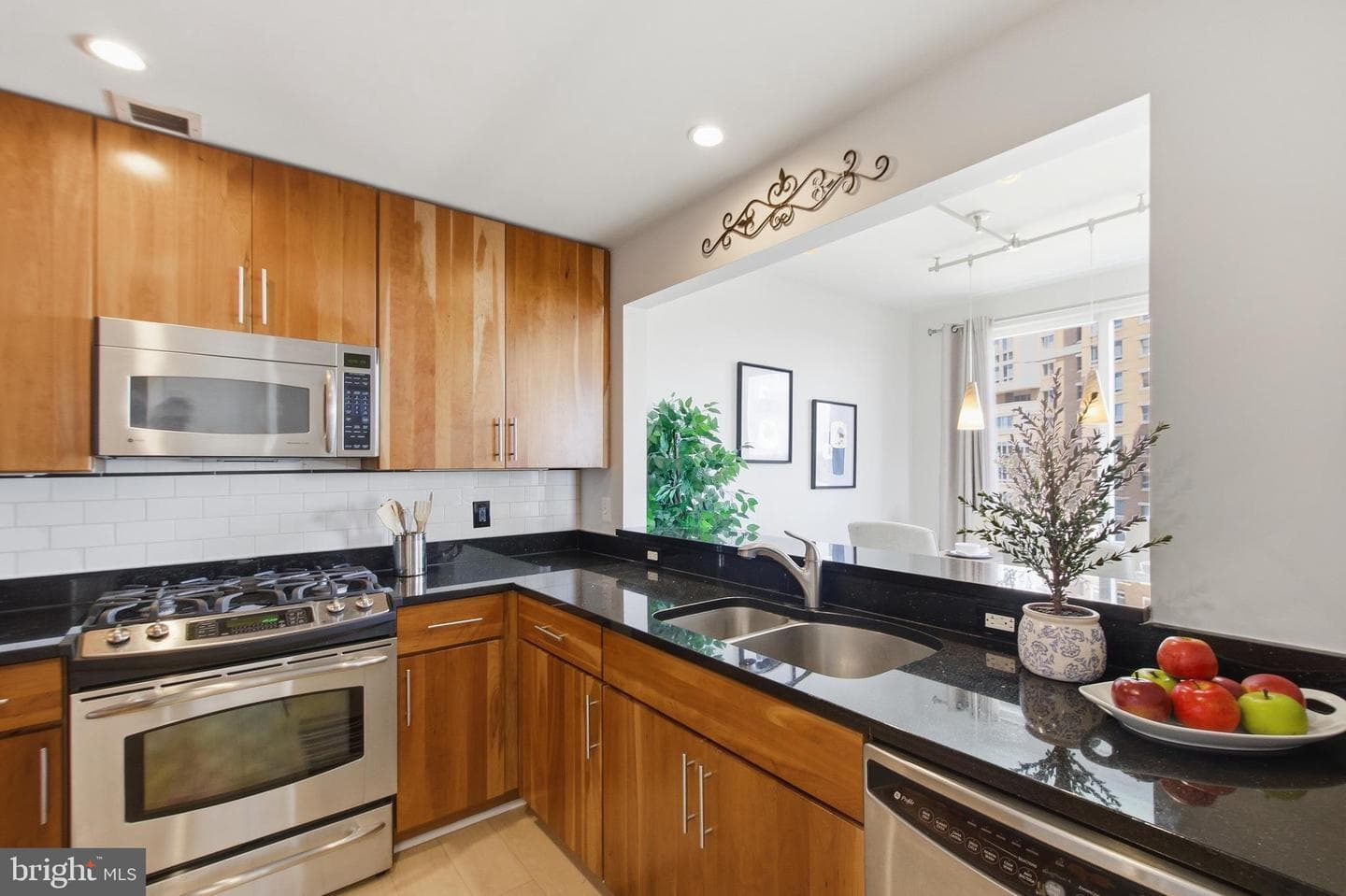 2050 Jamieson Ave #1001 photo 11