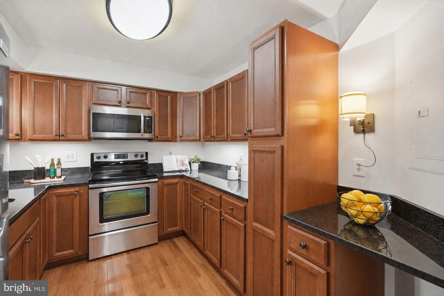610 N West Street N #105 photo 7