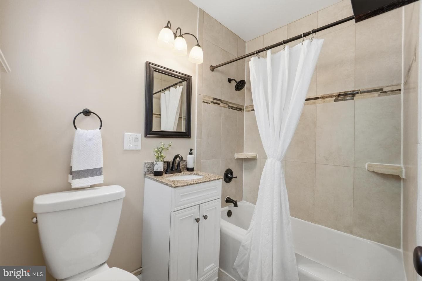 3430 Martha Custis Drive photo 22