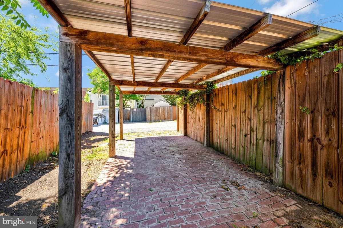 514 N Patrick Street photo 53