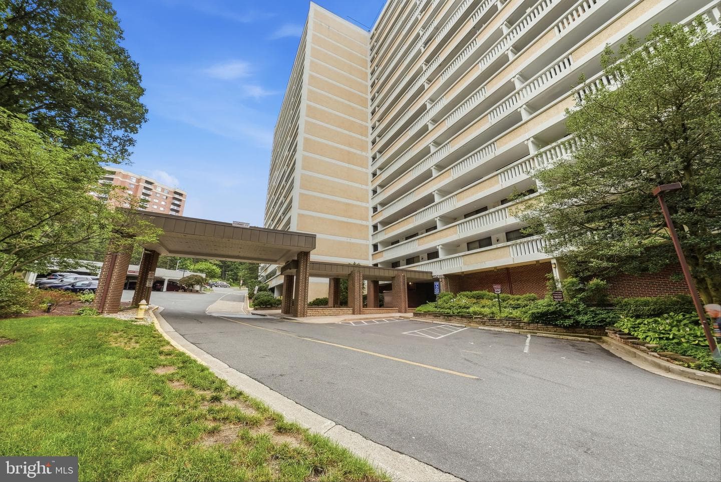 6101 Edsall Road #1210 photo 4