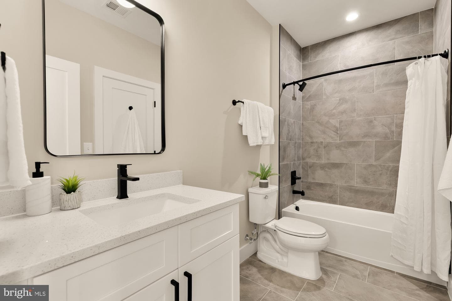126 Longview Drive photo 56