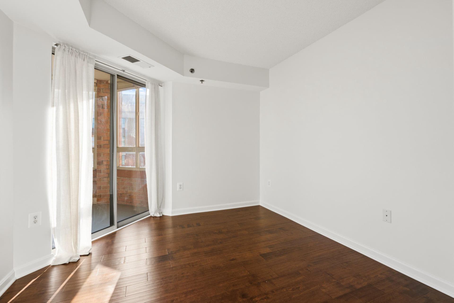 2181 Jamieson Avenue #1402 photo 19