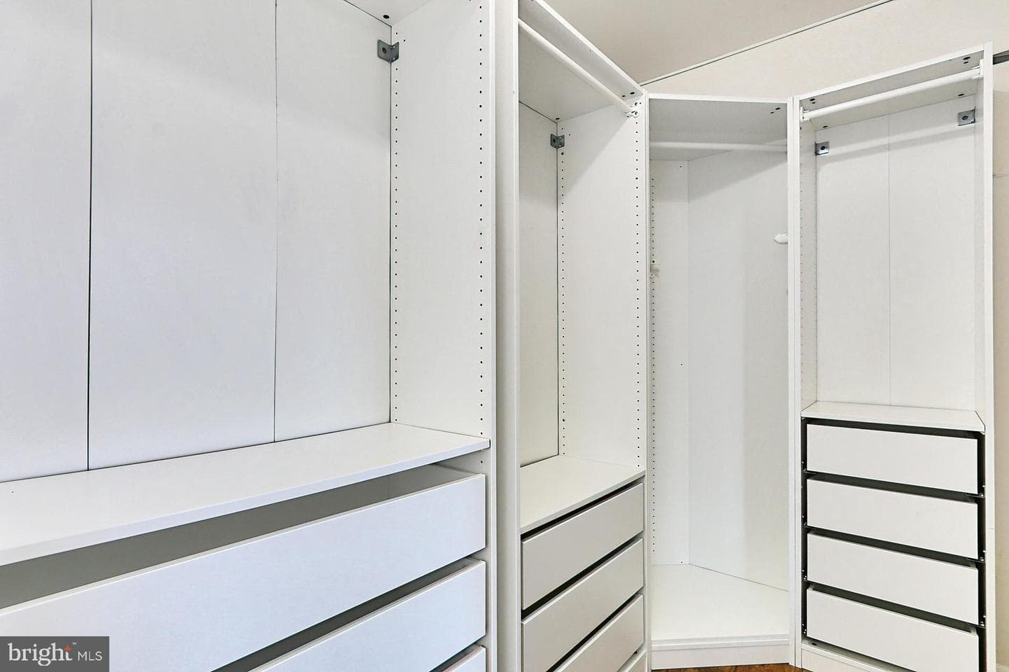 801 N Pitt Street #1203 photo 26