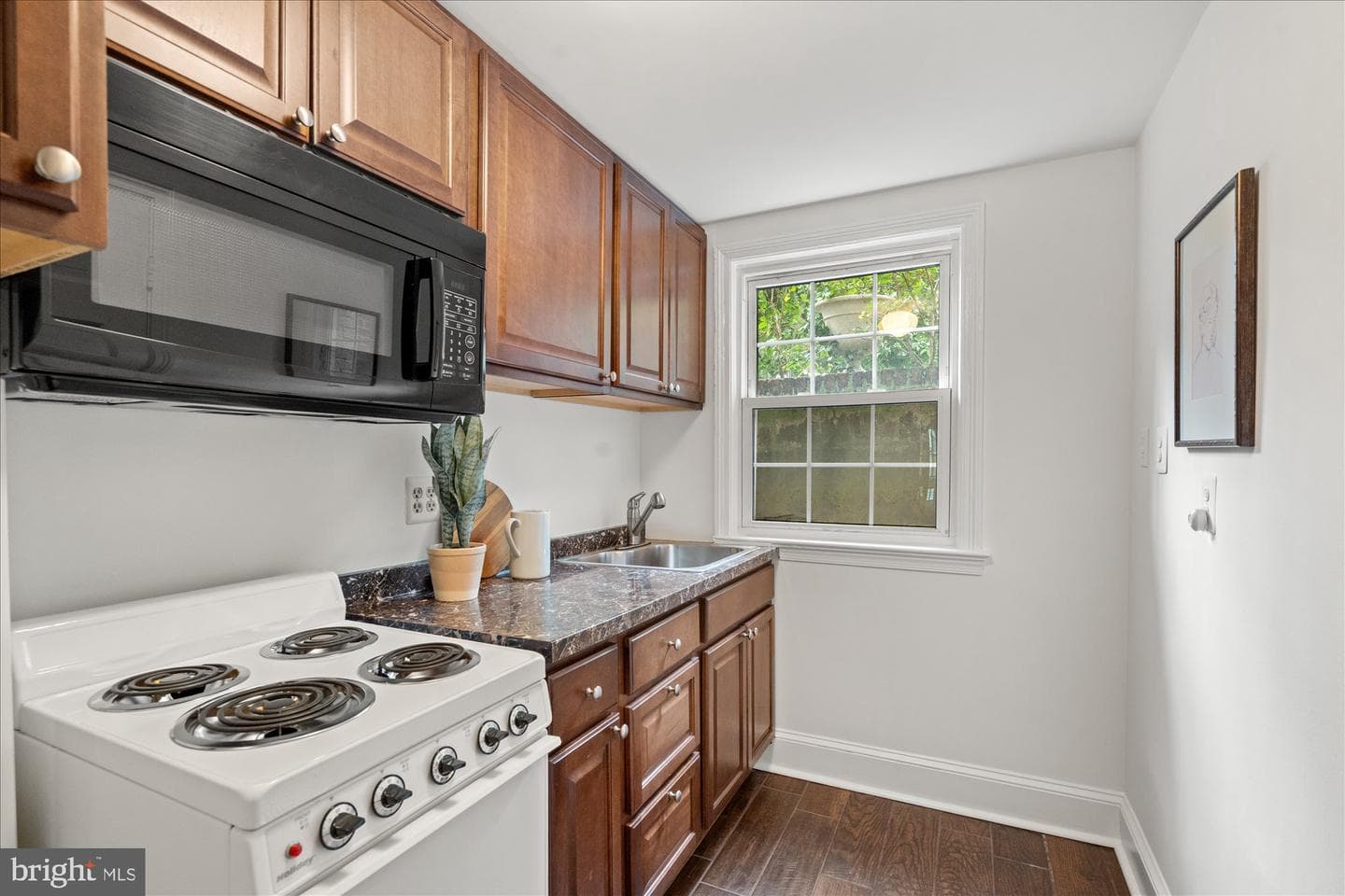 1212 Portner Road photo 24