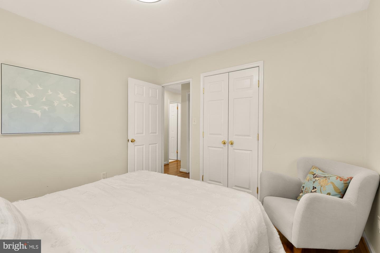 4147 Taney Avenue photo 14