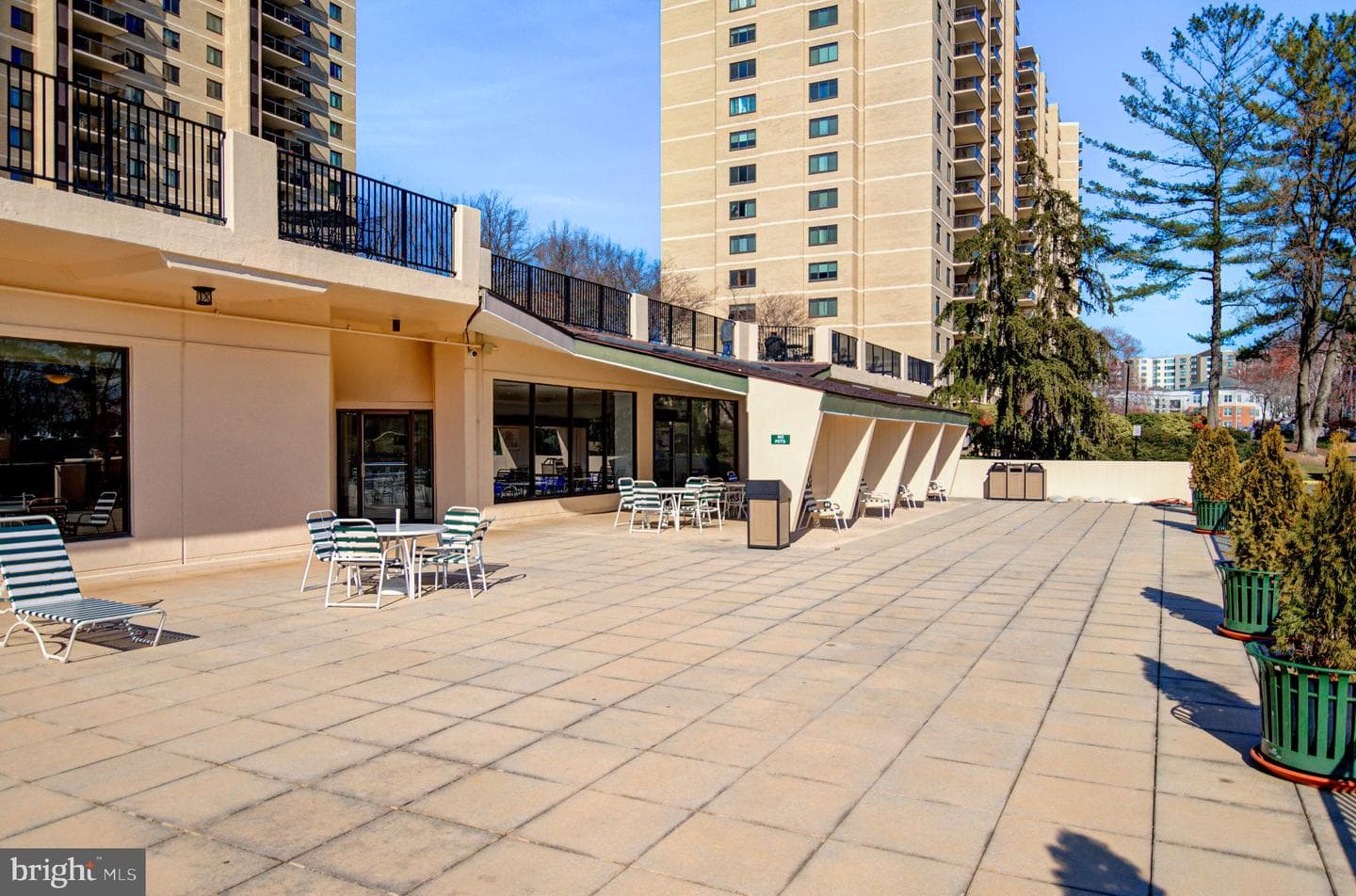 307 Yoakum Pkwy # 512 photo 65