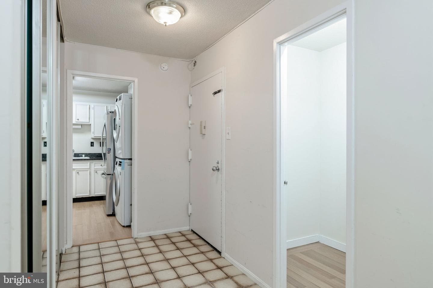 307 Yoakum Pkwy # 512 photo 8