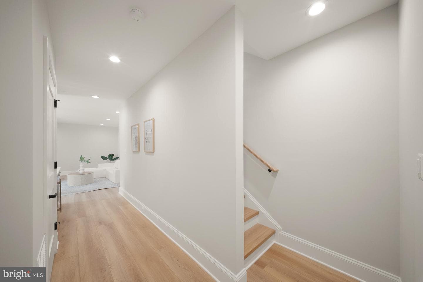 31 E Reed Avenue photo 46