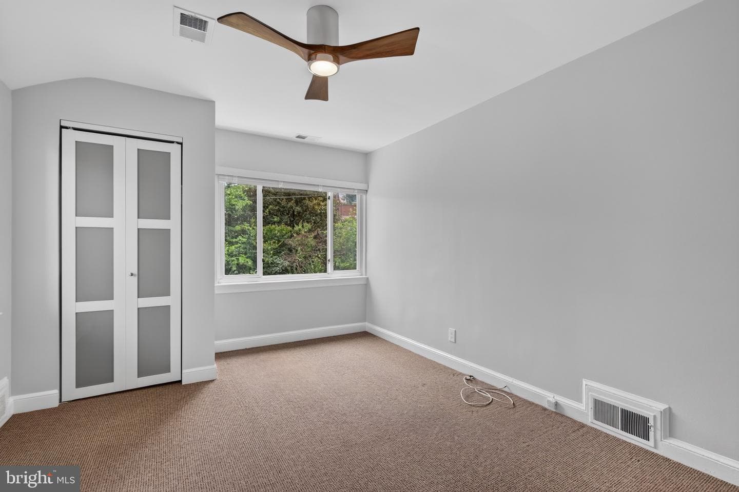 432 Argyle Drive photo 37