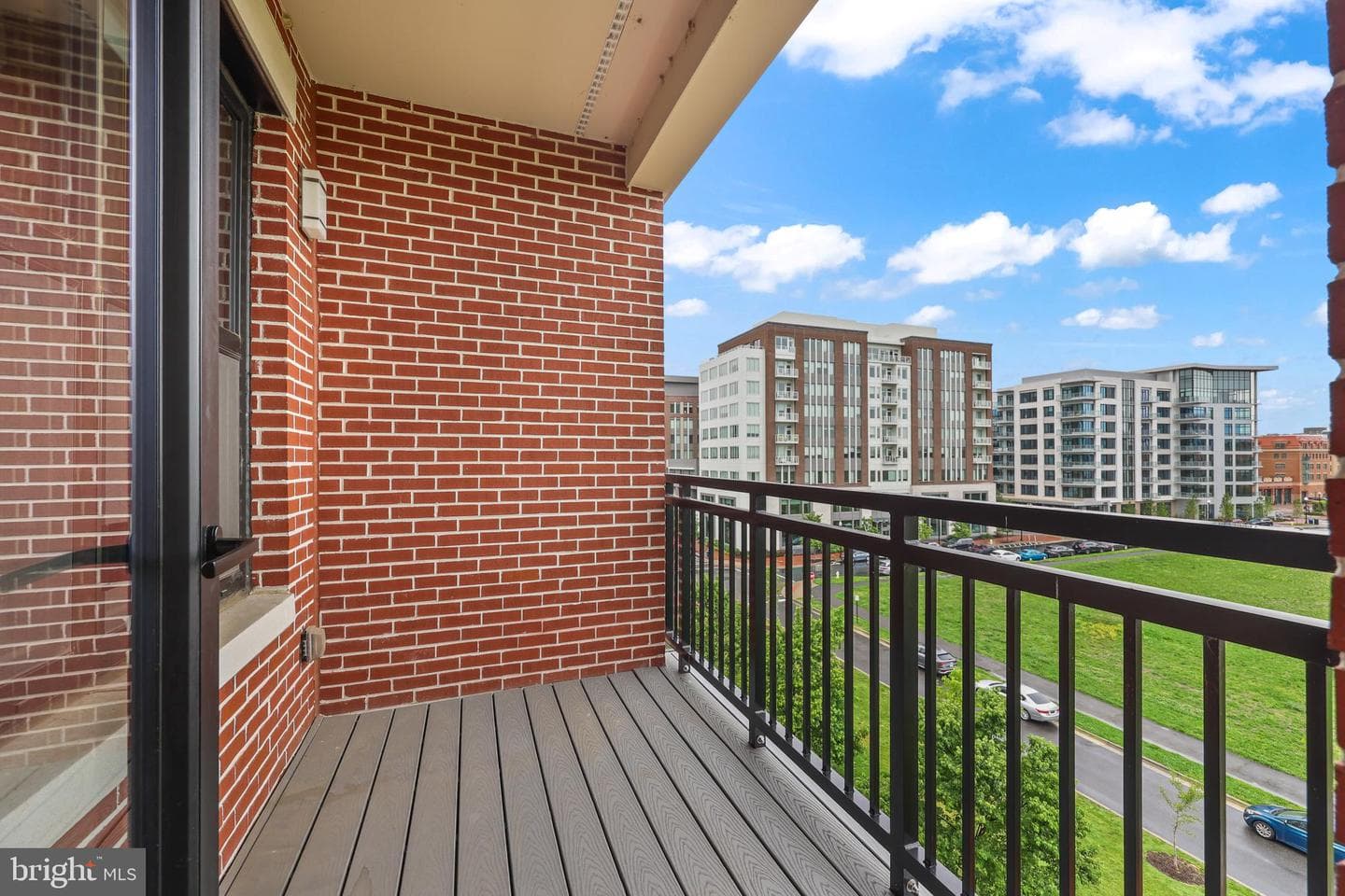 701 Swann Avenue #511 photo 24