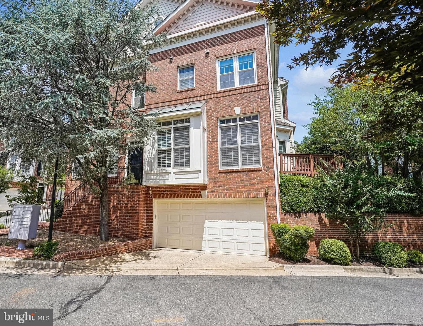 4625 Knight Place photo 6