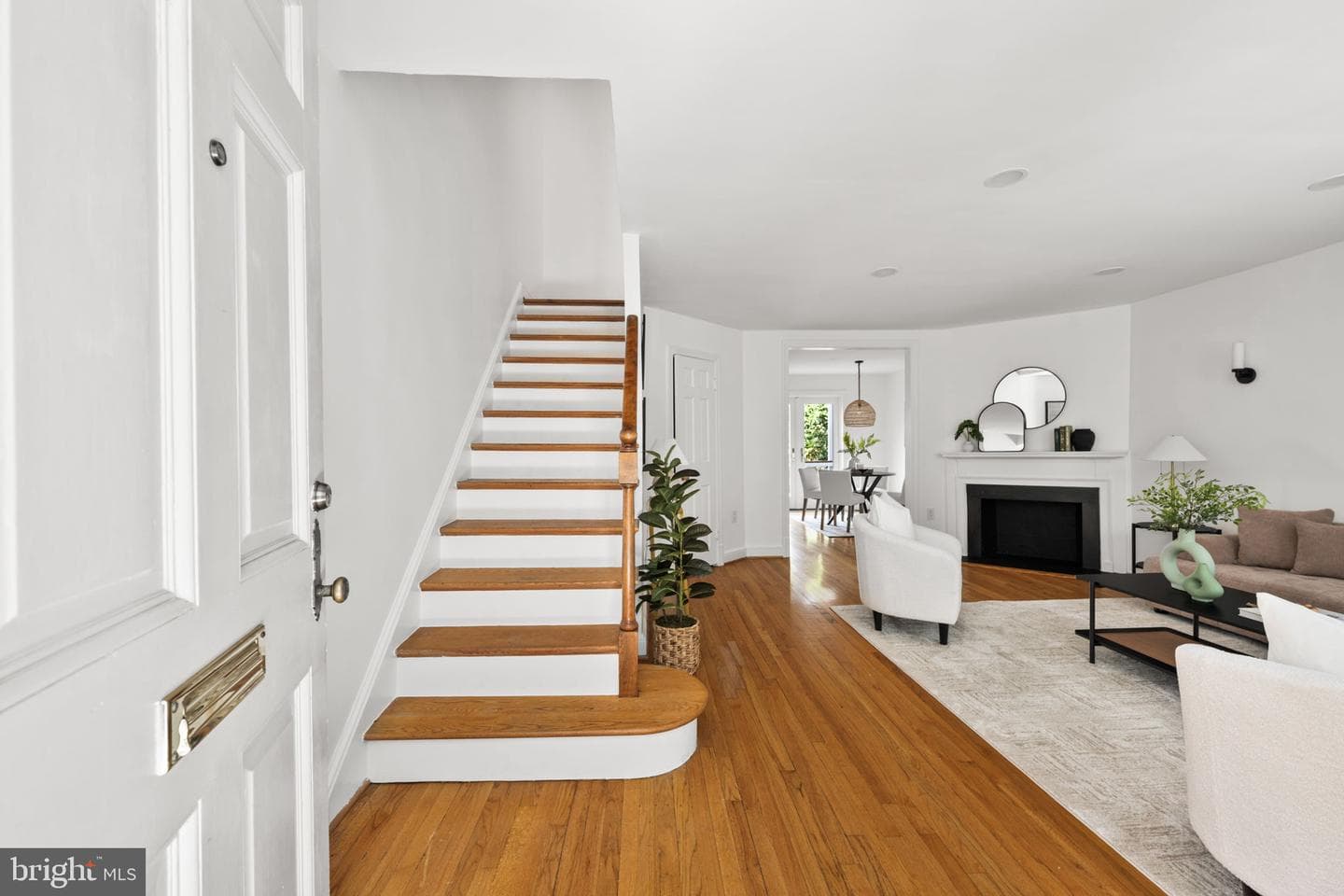 1410 Mount Vernon Avenue photo 10