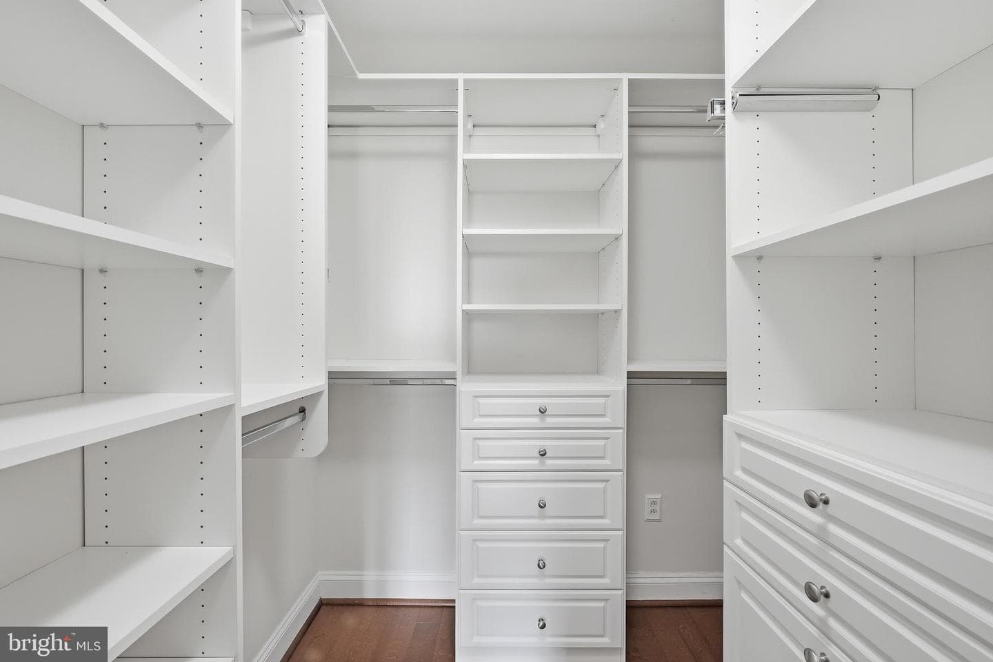 2050 Jamieson Avenue #1008 photo 19