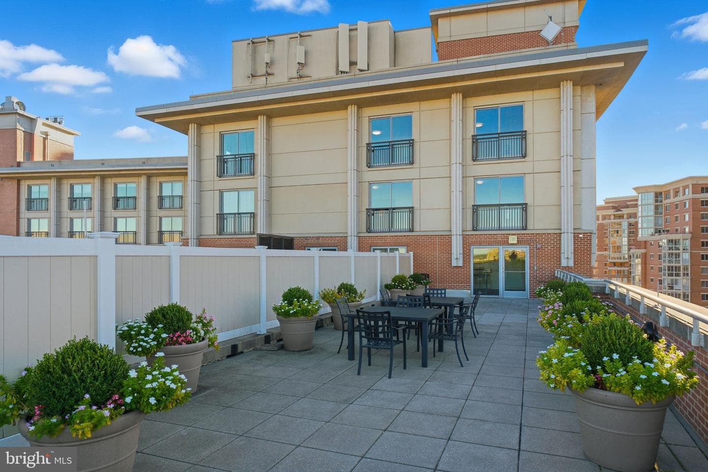 2050 Jamieson Avenue #1008 photo 21