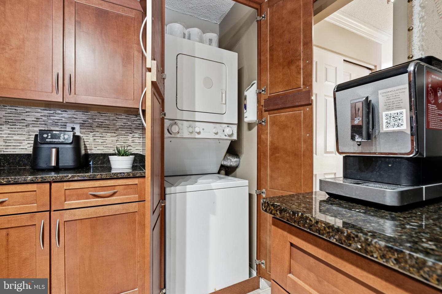 203 Yoakum Pkwy # 410 photo 12