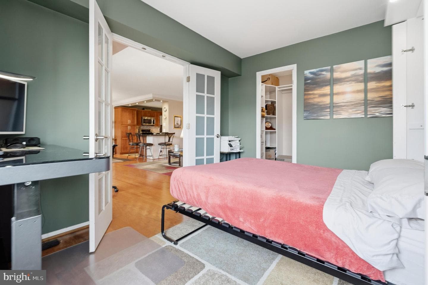 203 Yoakum Pkwy # 410 photo 18