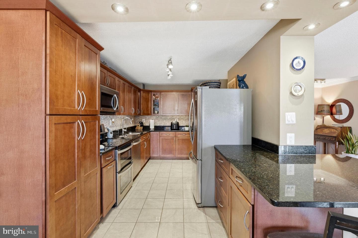 203 Yoakum Pkwy # 410 photo 7