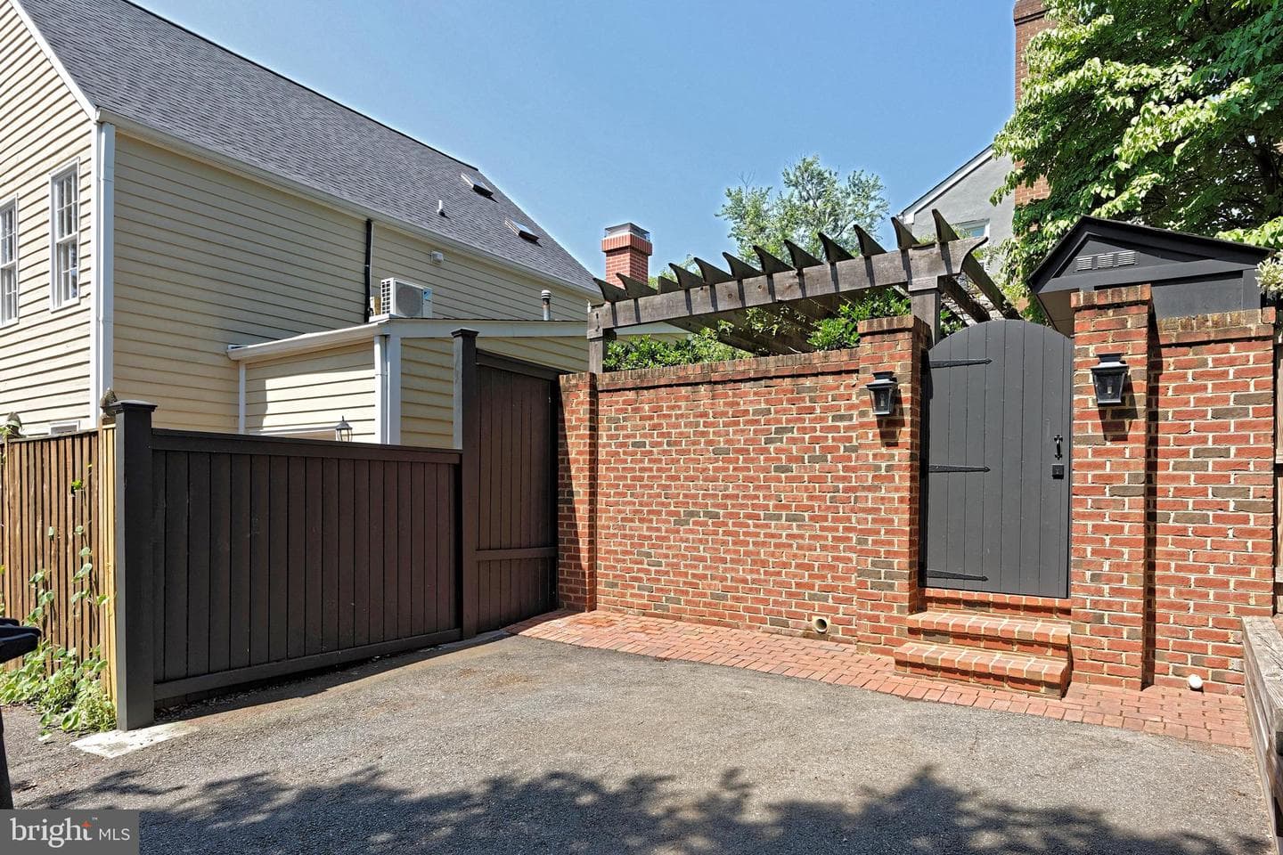 624 S Saint Asaph Street photo 52