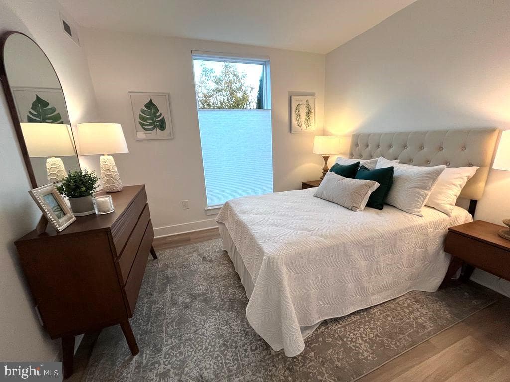 701 N Henry St # 205 photo 11