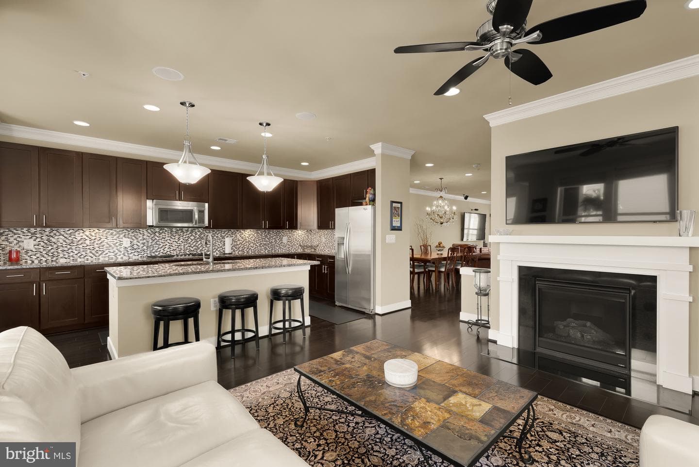 701 Annie Rose photo 15