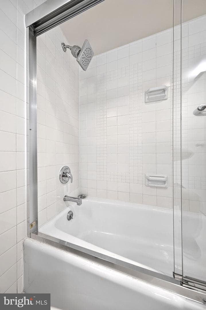 301 N Beauregard Street #1001 photo 32