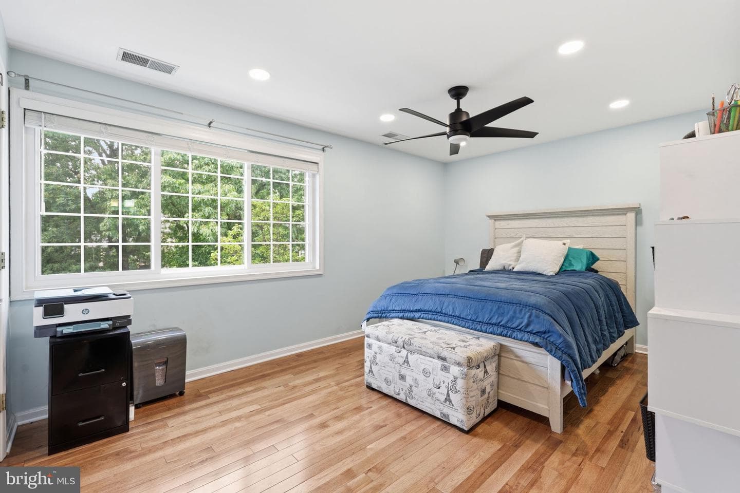 1545 N Van Dorn photo 19