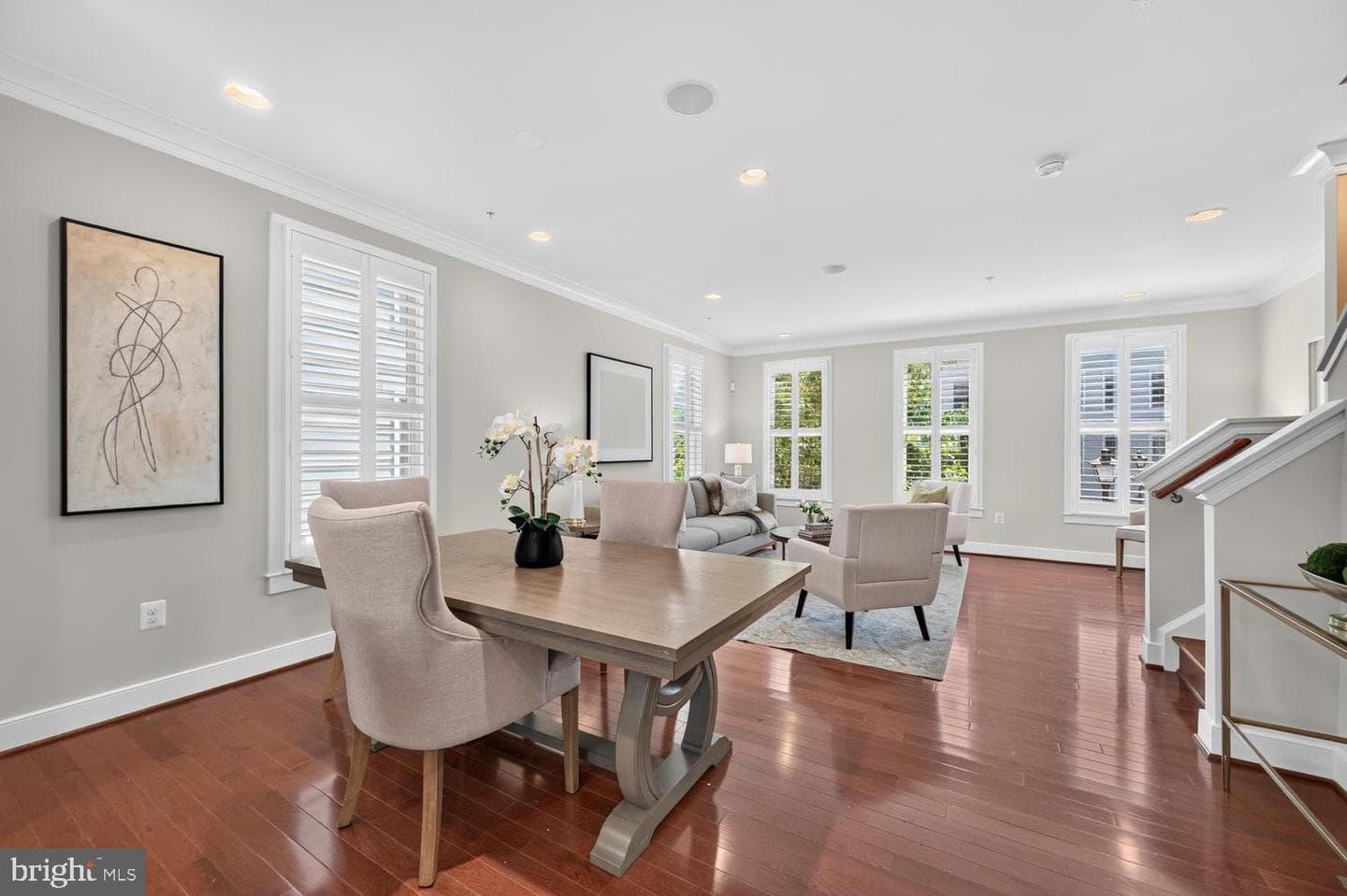 820 N Alfred Street photo 14