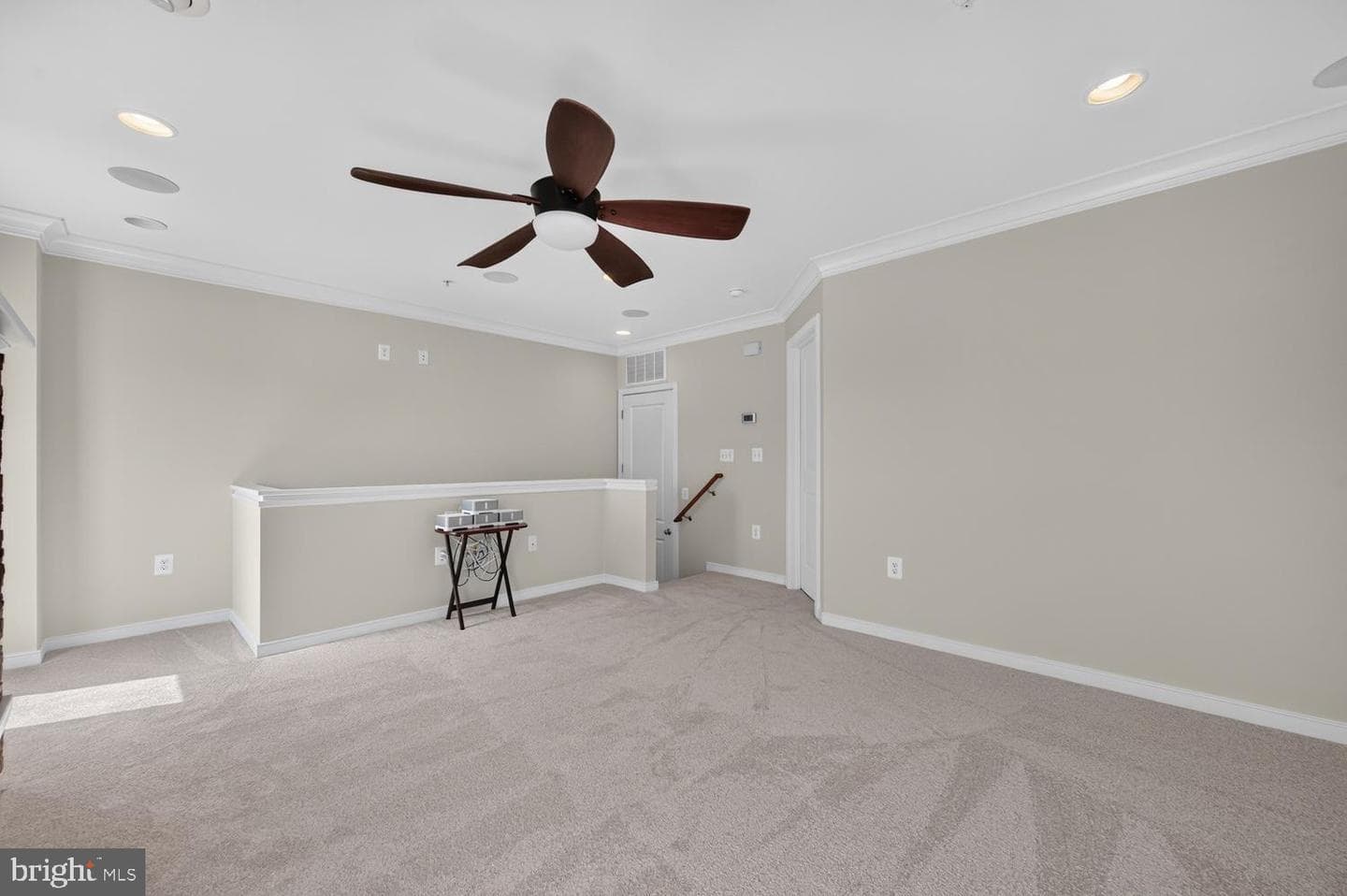 820 N Alfred Street photo 35