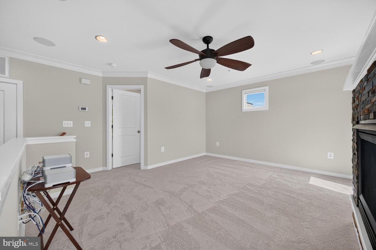 820 N Alfred Street photo 36