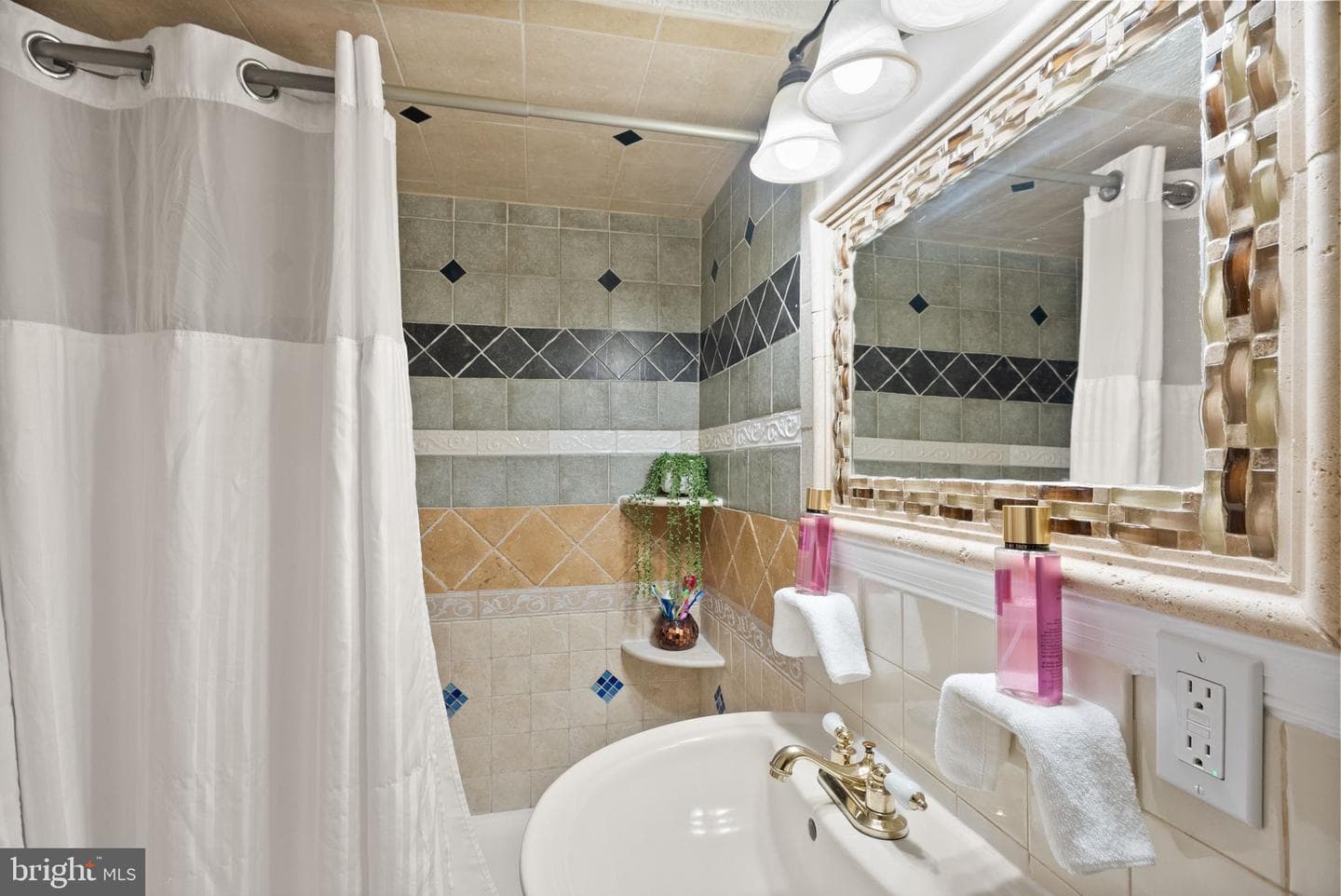 3739 Mark Drive photo 17
