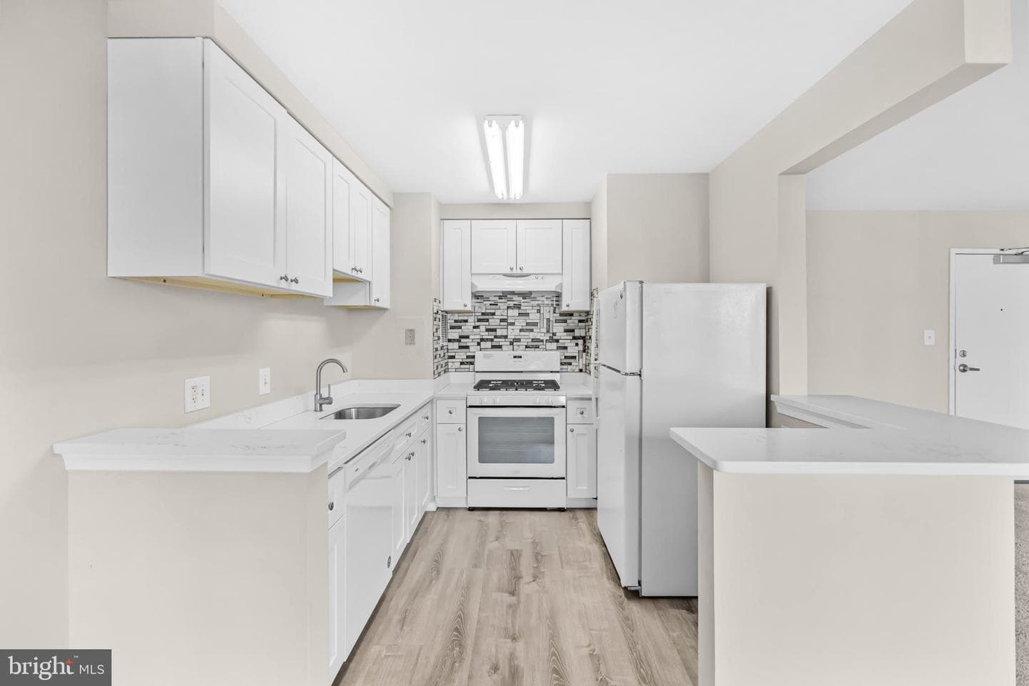 8 S Van Dorn Street #203 photo 5