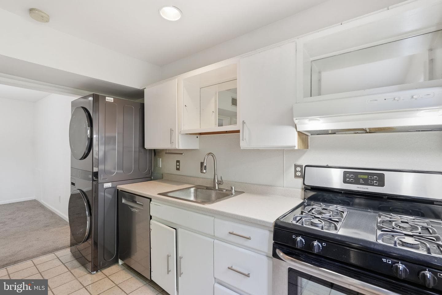 55 Skyhill Road #202 photo 12