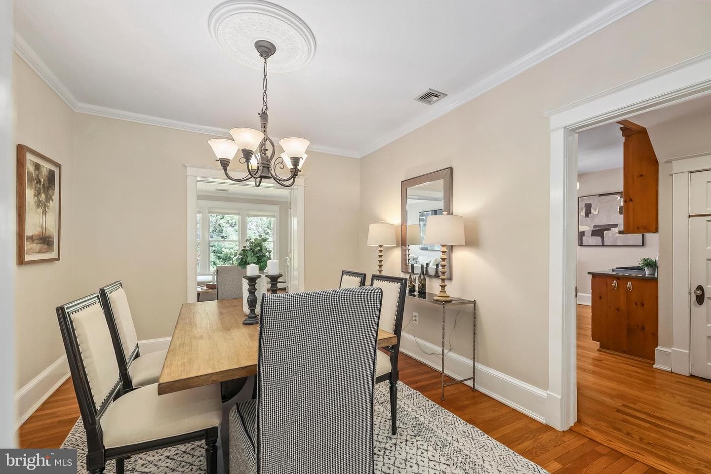 605 Johnston Place photo 14